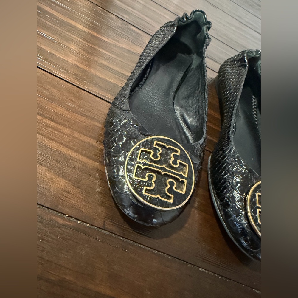 Tory Burch Black Python Embossed Leather Reva Bal… - image 5